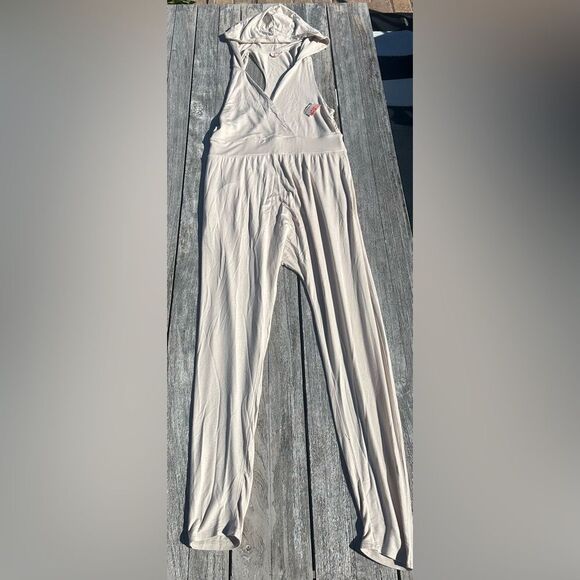 Free People Women's FP Movement Second Chance Onesie size larger nwt neutral - Picture 9 of 10